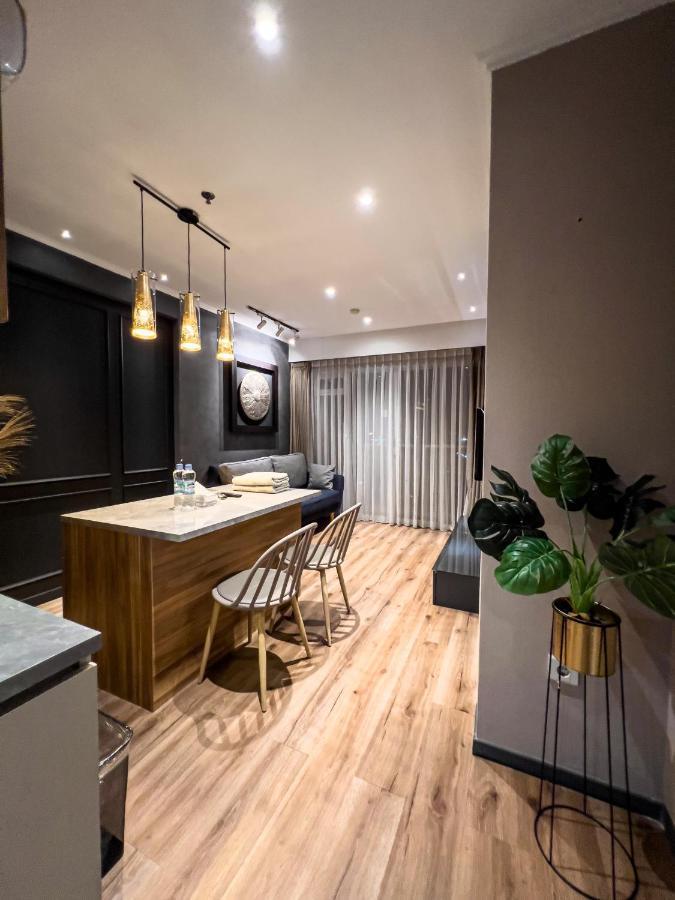 R30 Apartemen Gateway Pasteur 2Br Daymentroom Bandung Exterior photo